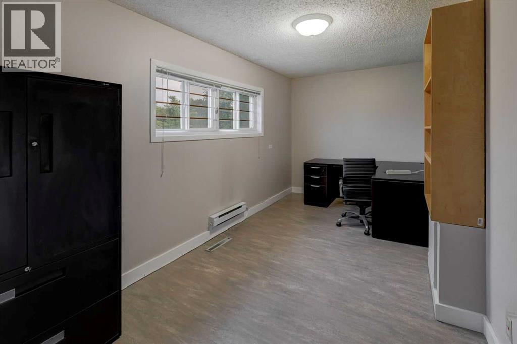 3060 17 Avenue SW, Calgary, Alberta  T3E 7G8 - Photo 13 - A2332551