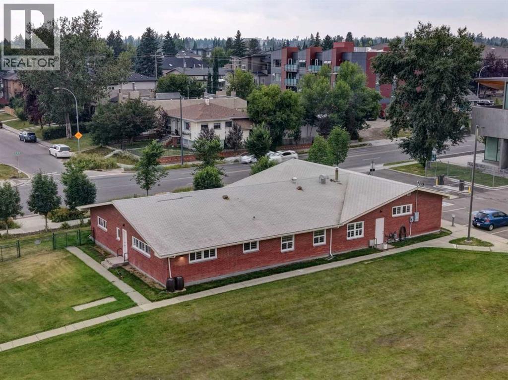 3060 17 Avenue SW, Calgary, Alberta  T3E 7G8 - Photo 6 - A2332551