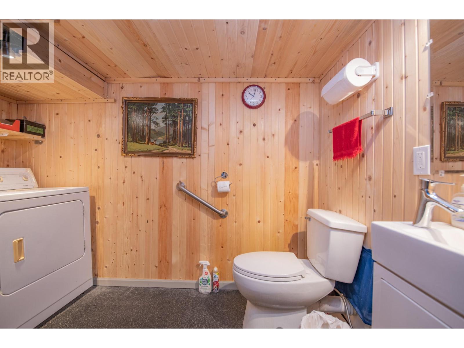 5727 Ponderosa Road, Falkland, British Columbia  V0E 1W0 - Photo 23 - 10397788