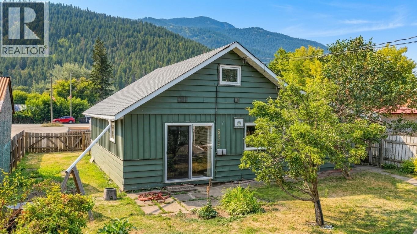 5727 Ponderosa Road, Falkland, British Columbia  V0E 1W0 - Photo 42 - 10397788