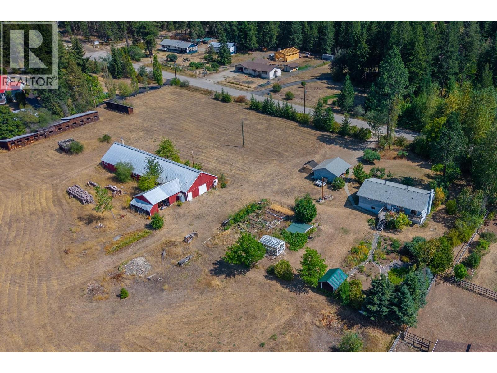 1141 70 Street SE, Salmon Arm, British Columbia  V1E 1X8 - Photo 7 - 10397951