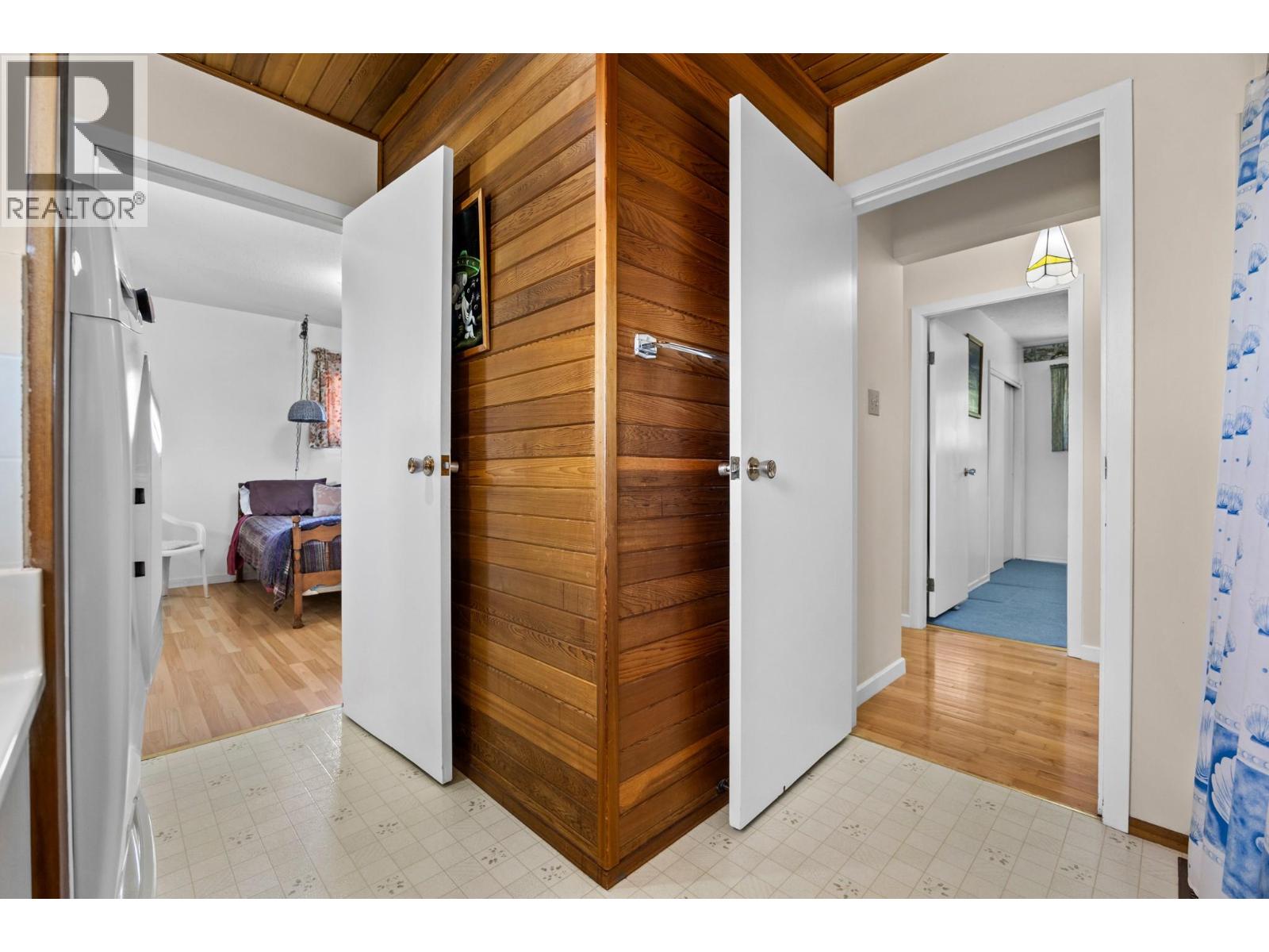 1141 70 Street SE, Salmon Arm, British Columbia  V1E 1X8 - Photo 33 - 10397951