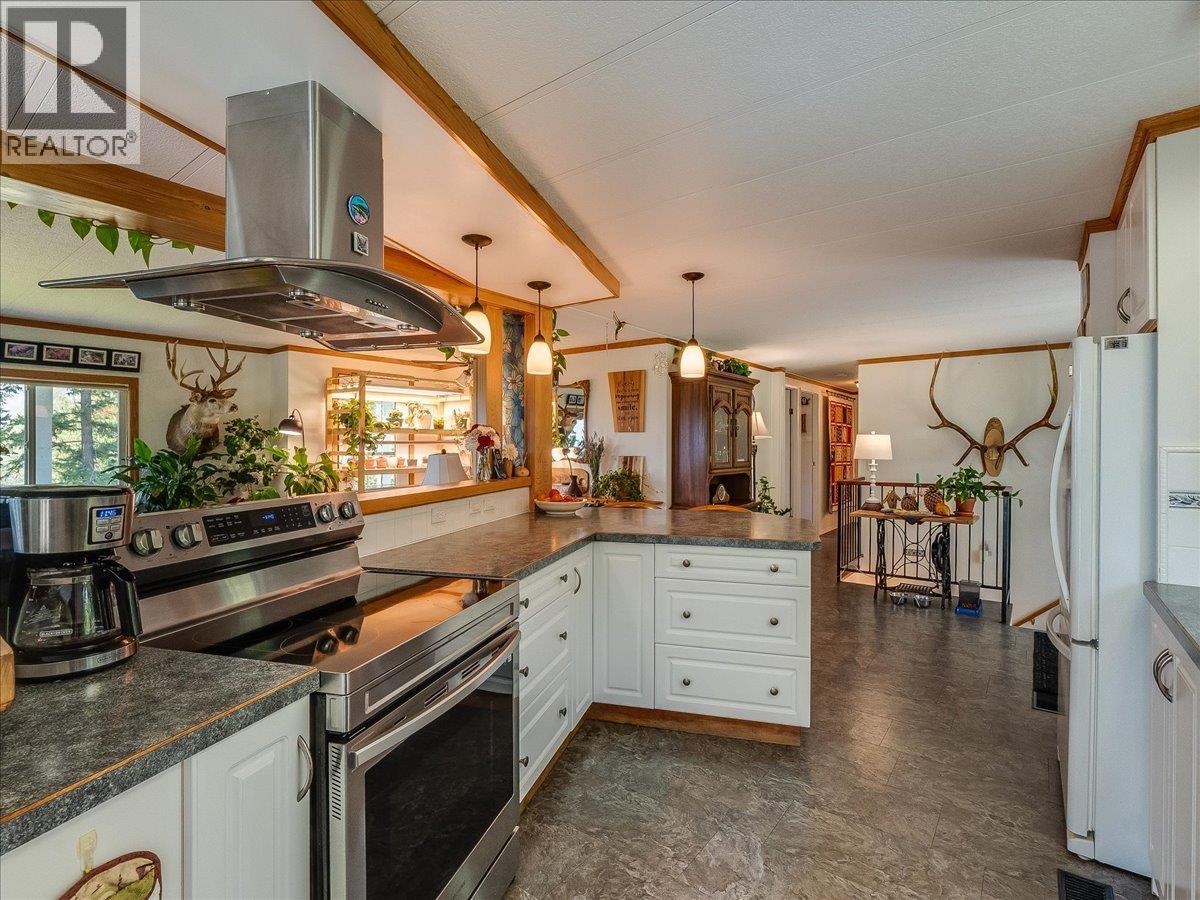 8716 Martens Road, Slocan, British Columbia  V0G 2C0 - Photo 23 - 10397983
