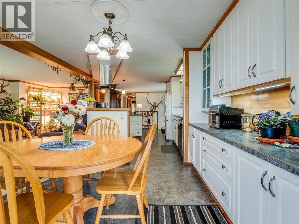 8716 Martens Road, Slocan, British Columbia  V0G 2C0 - Photo 25 - 10397983