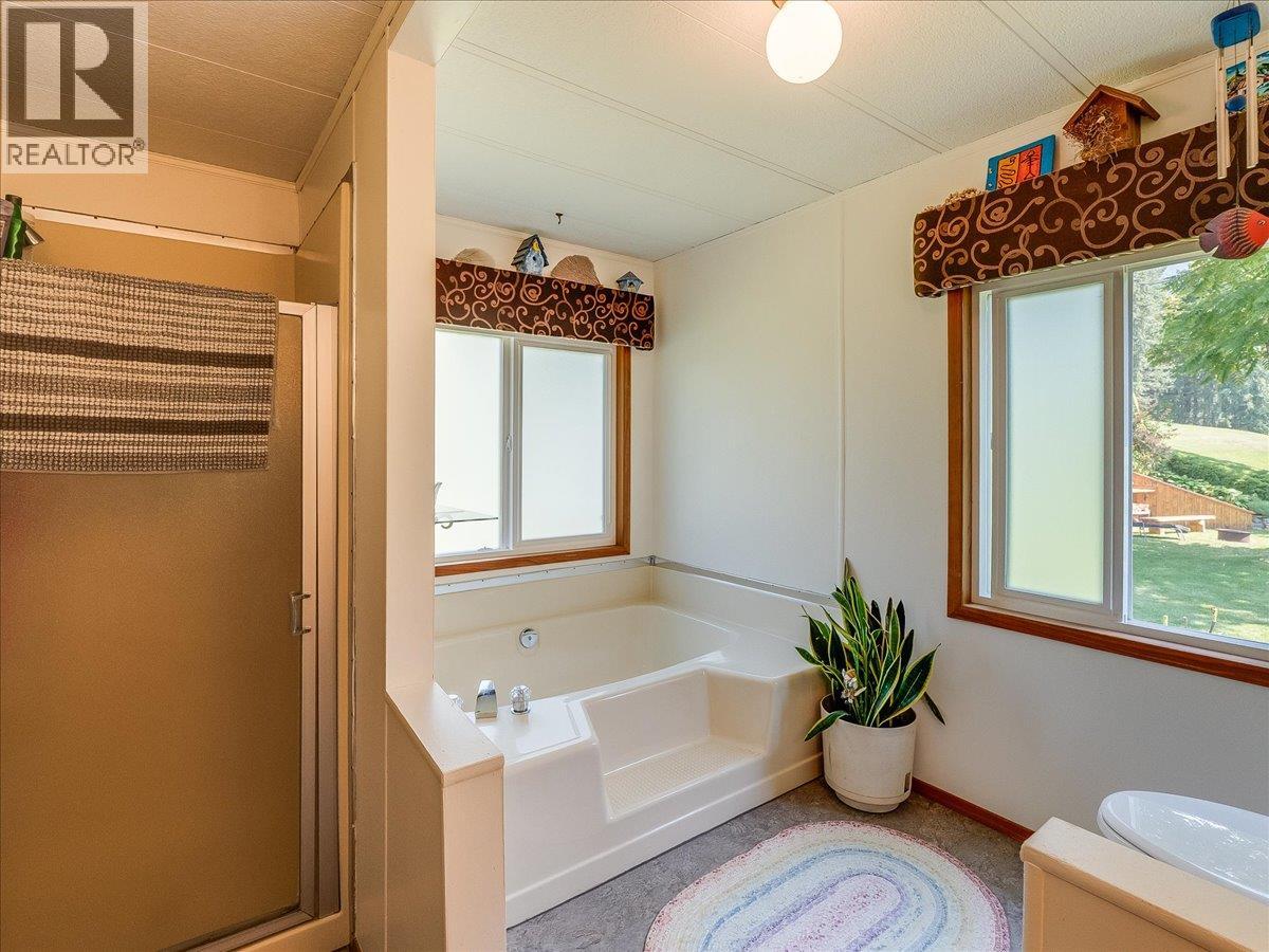8716 Martens Road, Slocan, British Columbia  V0G 2C0 - Photo 45 - 10397983