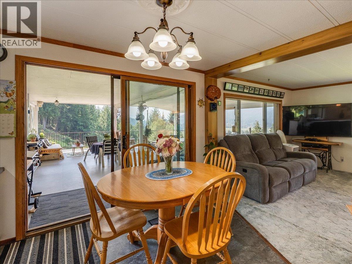 8716 Martens Road, Slocan, British Columbia  V0G 2C0 - Photo 27 - 10397983