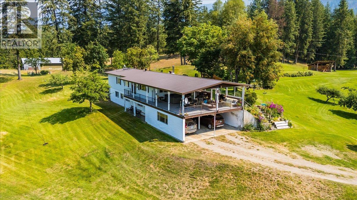 8716 Martens Road, Slocan, British Columbia  V0G 2C0 - Photo 7 - 10397983