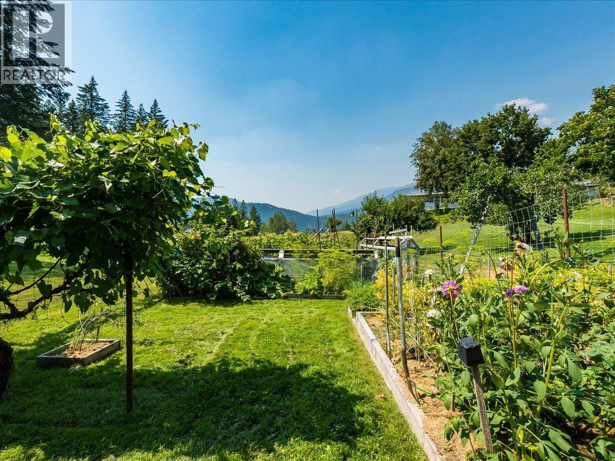 8716 Martens Road, Slocan, British Columbia  V0G 2C0 - Photo 71 - 10397983