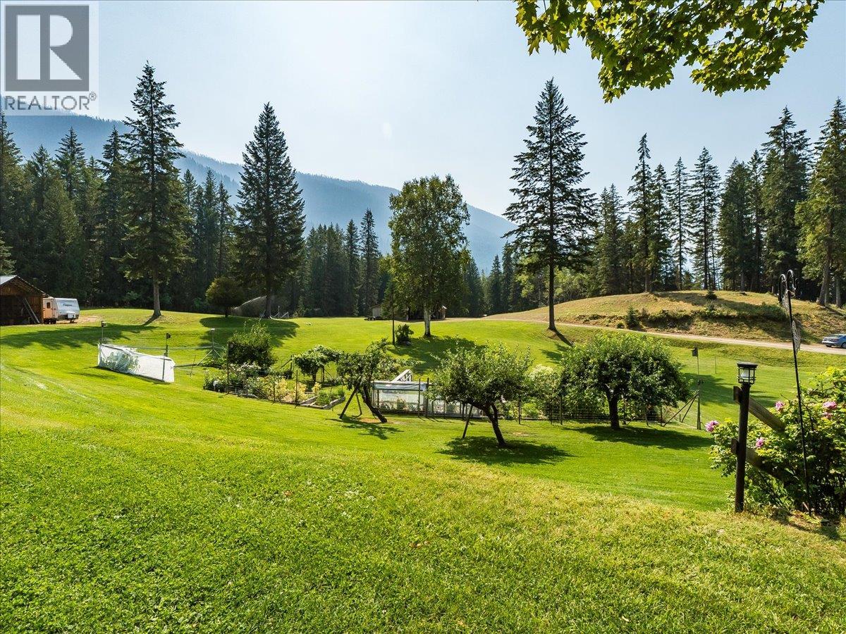 8716 Martens Road, Slocan, British Columbia  V0G 2C0 - Photo 68 - 10397983