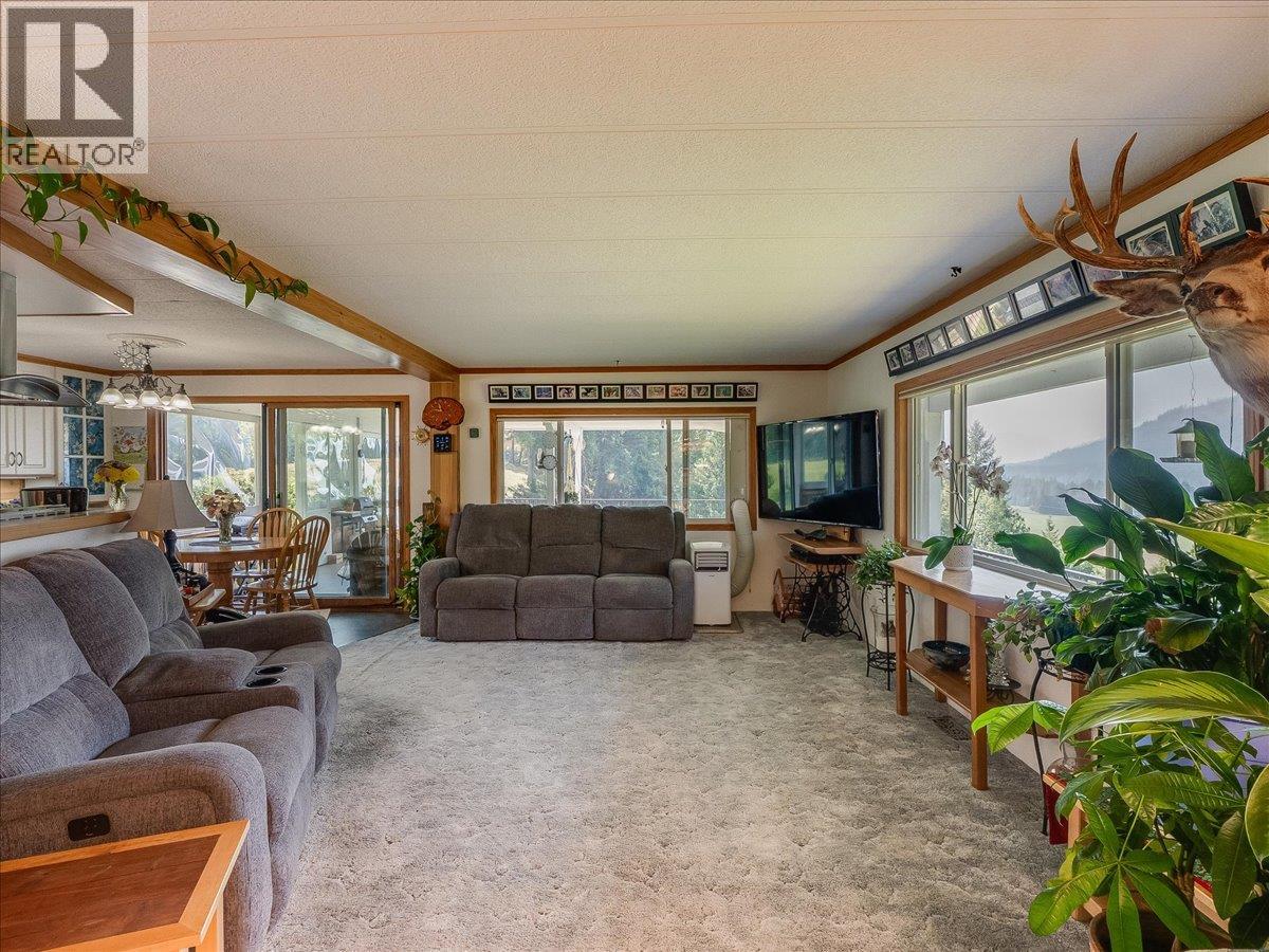 8716 Martens Road, Slocan, British Columbia  V0G 2C0 - Photo 33 - 10397983