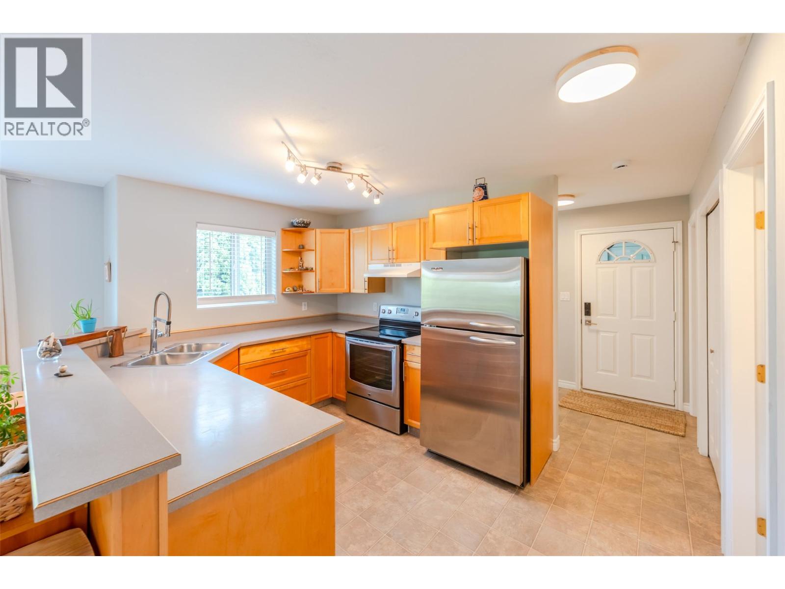 1049 Churchill Avenue Unit# 101, Penticton, British Columbia  V2A 9A7 - Photo 5 - 10398107