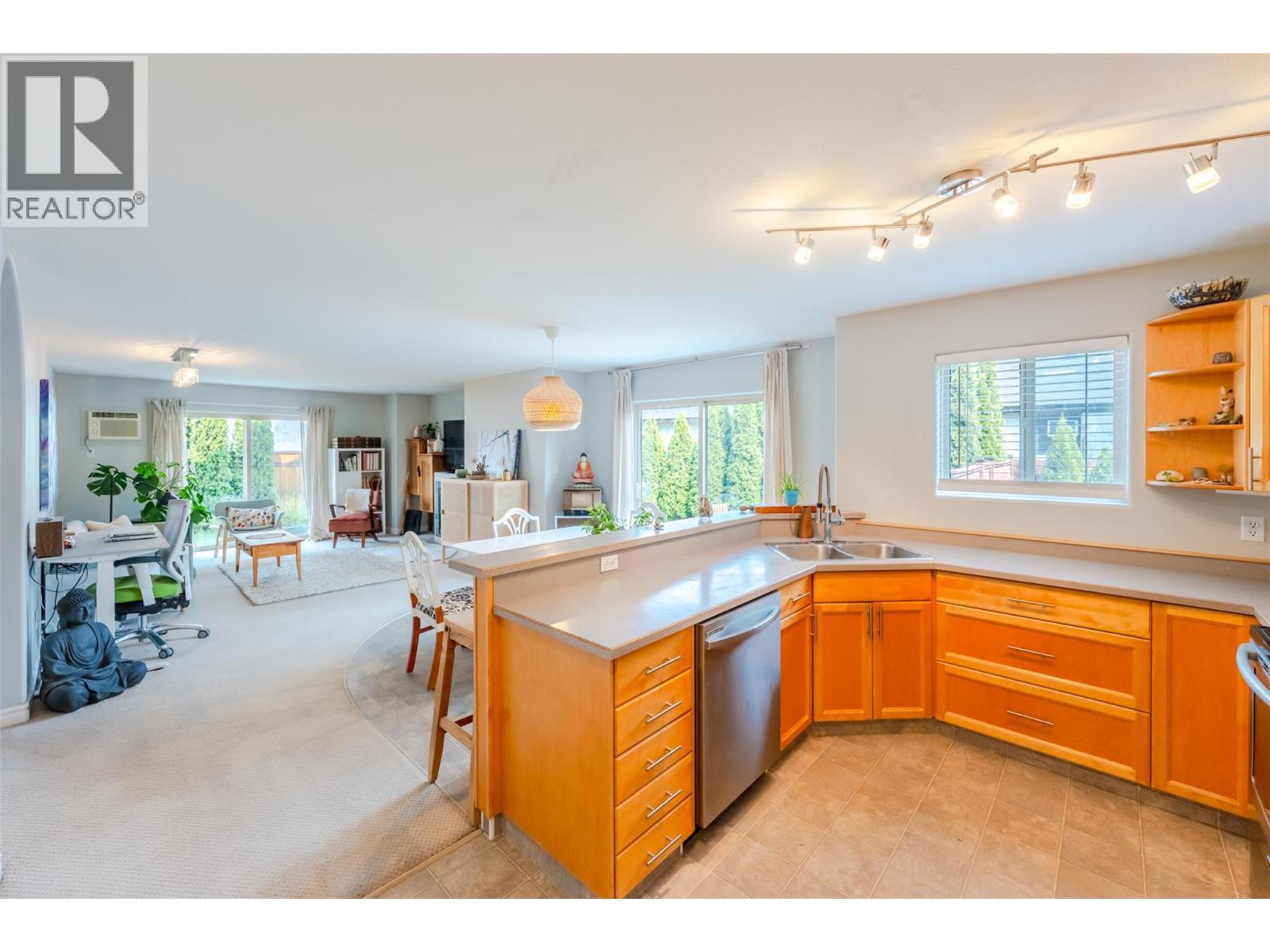 1049 Churchill Avenue Unit# 101, Penticton, British Columbia  V2A 9A7 - Photo 14 - 10398107