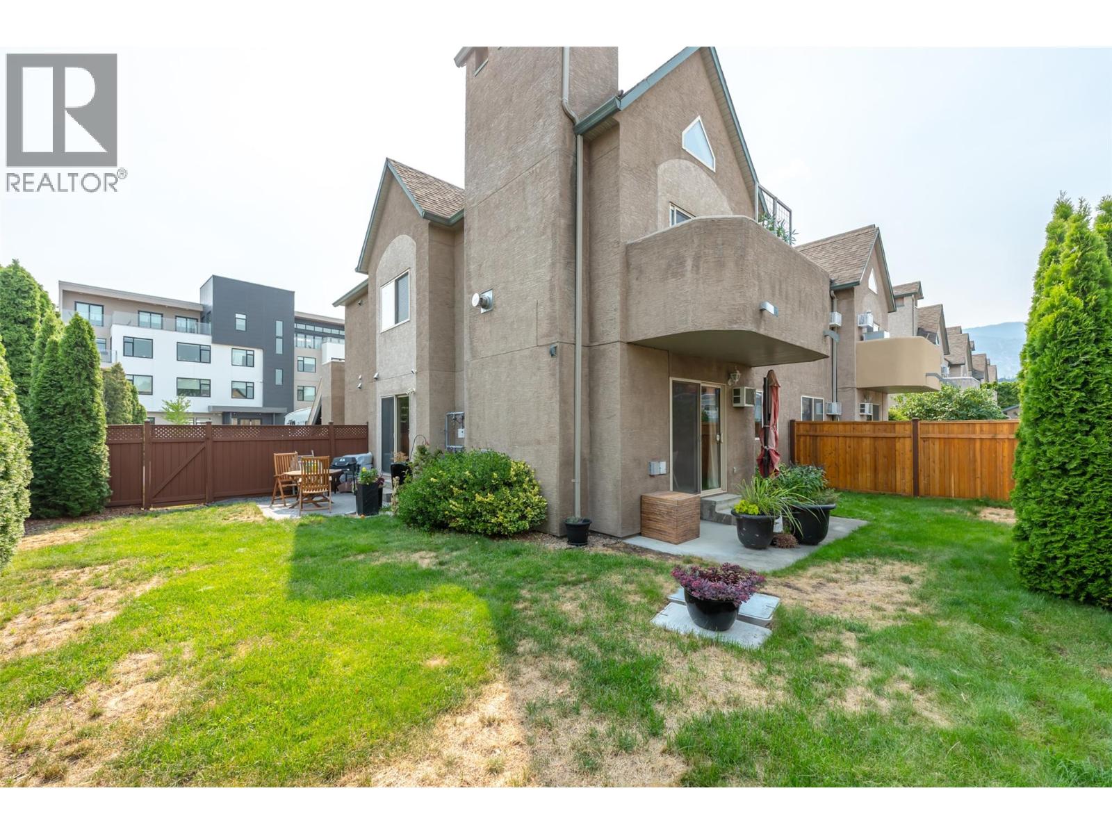 1049 Churchill Avenue Unit# 101, Penticton, British Columbia  V2A 9A7 - Photo 2 - 10398107