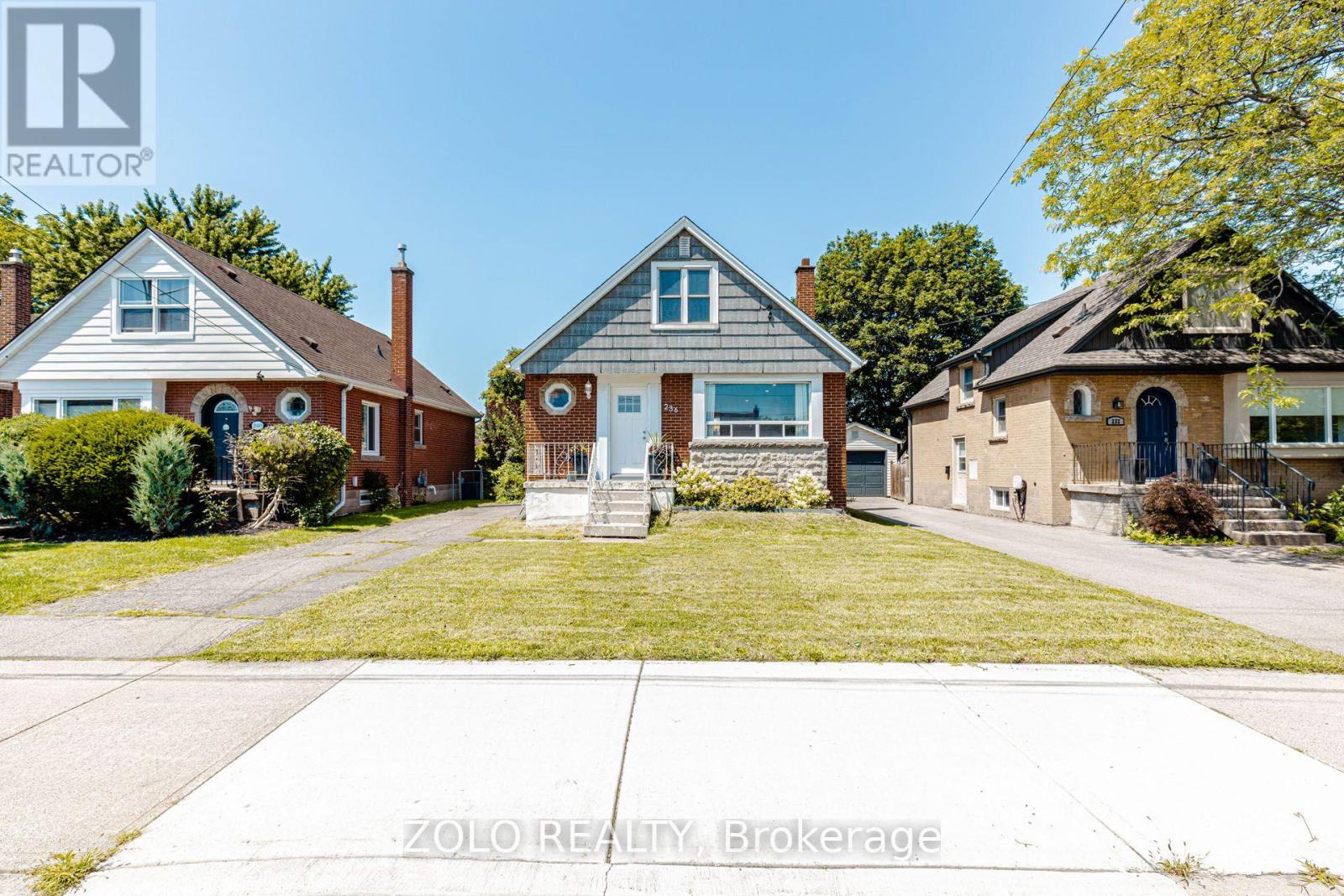 236 PARKDALE AVENUE S, Hamilton, Ontario