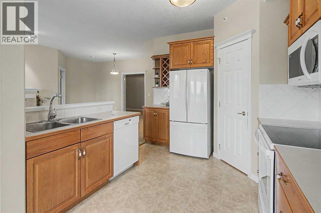 205, 15 Everstone Drive Sw, Calgary, Alberta  T2Y 5B5 - Photo 21 - A2337841