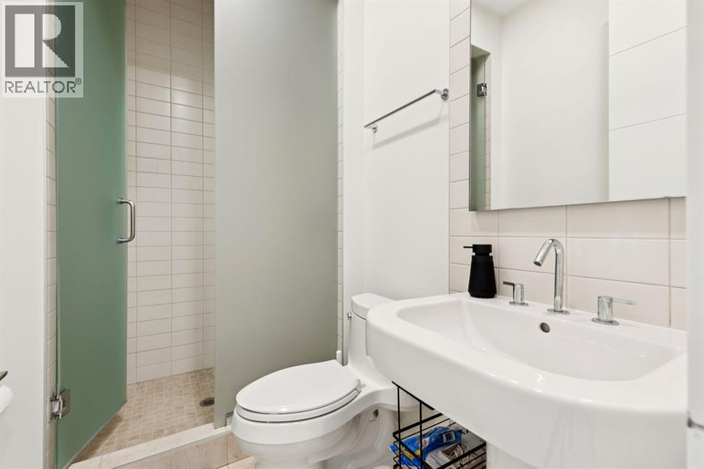 424 Aspen Meadows Hill SW, Calgary, Alberta  T3H 0G3 - Photo 12 - A2338322