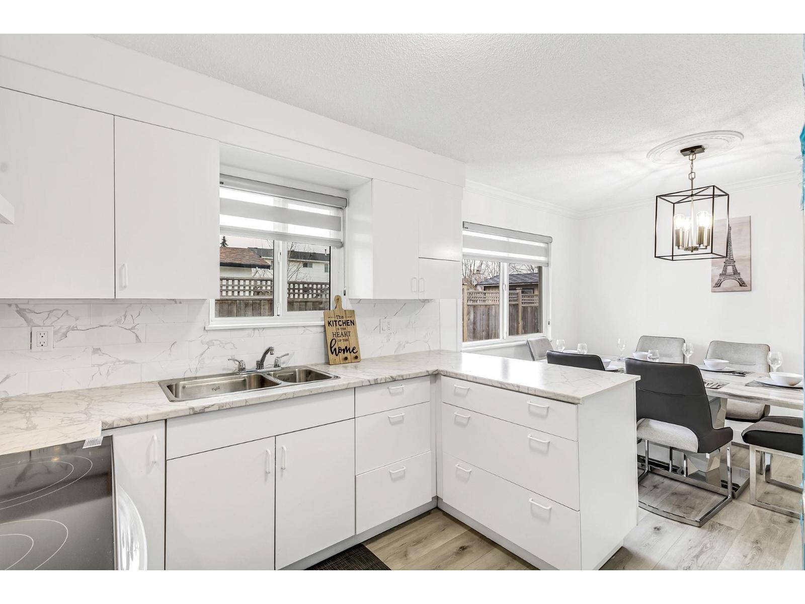 26655 30a Avenue, Langley, British Columbia  V4W 2V1 - Photo 5 - R3157299