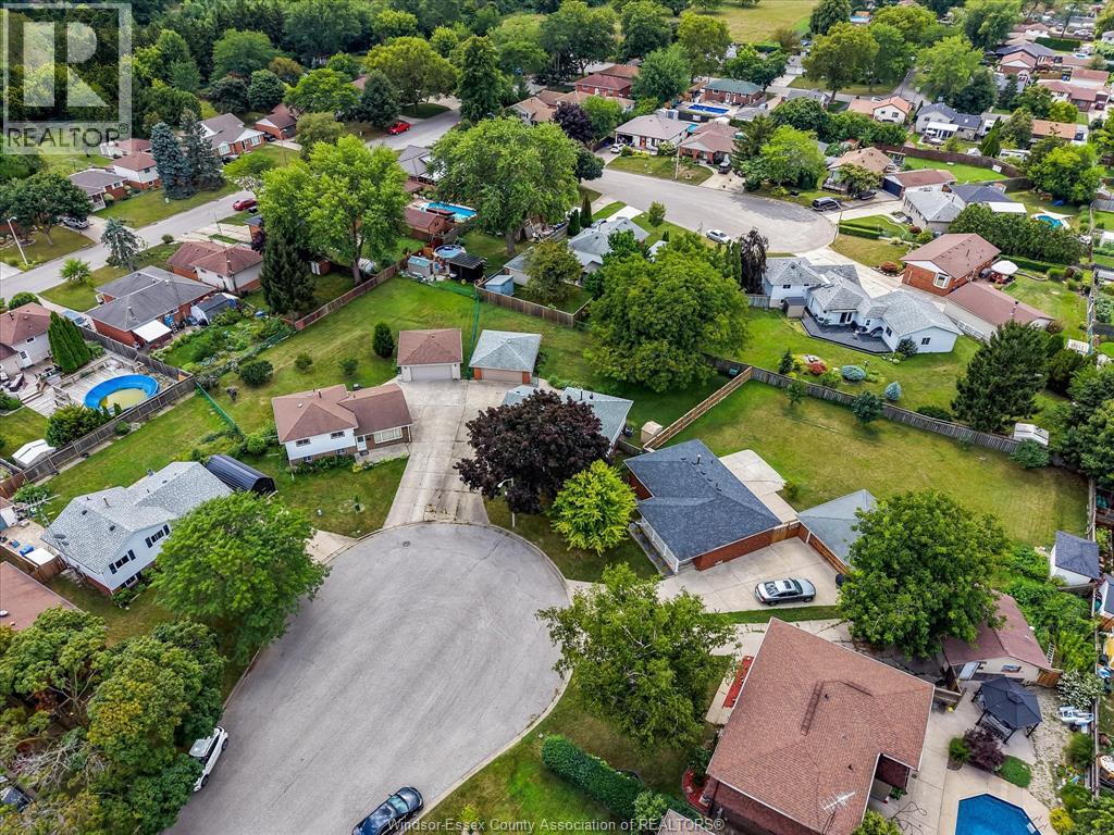 5400 Lyndon Court, Windsor, Ontario  N8T 1N8 - Photo 46 - 26020259