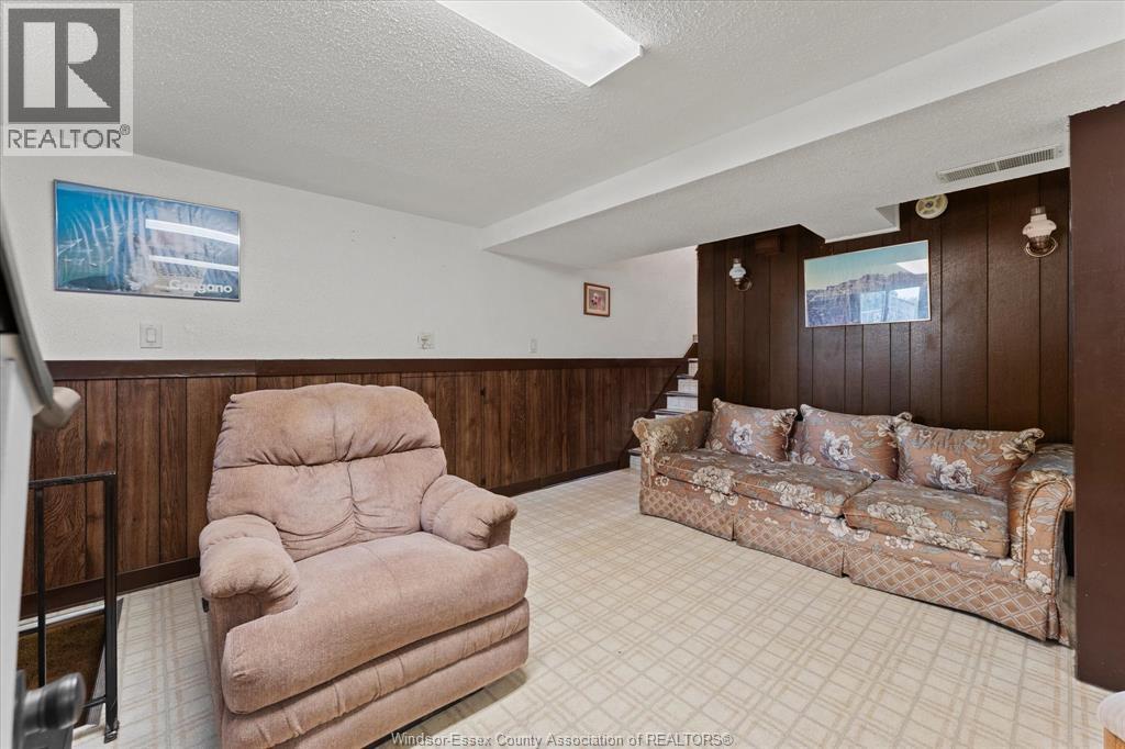 5400 Lyndon Court, Windsor, Ontario  N8T 1N8 - Photo 17 - 26020259