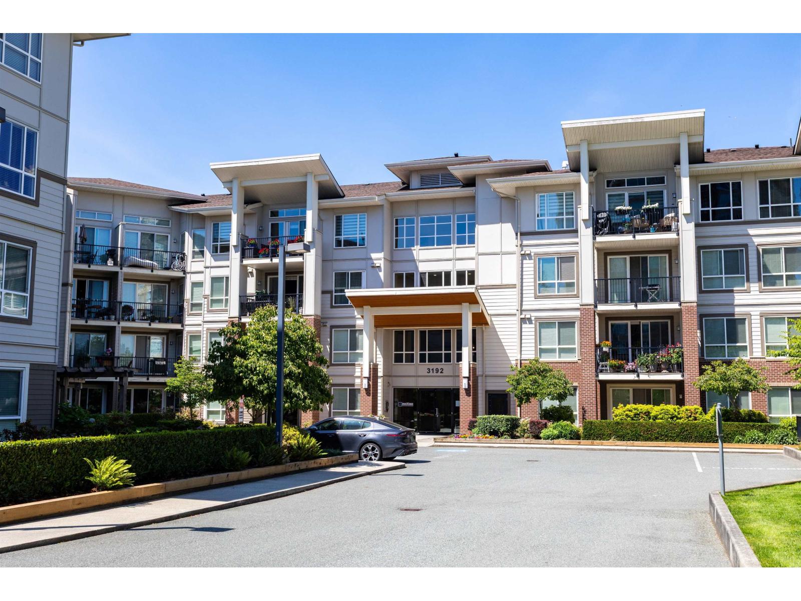 413 3192 Gladwin Road, Abbotsford, British Columbia  V2T 6M9 - Photo 5 - R3156940