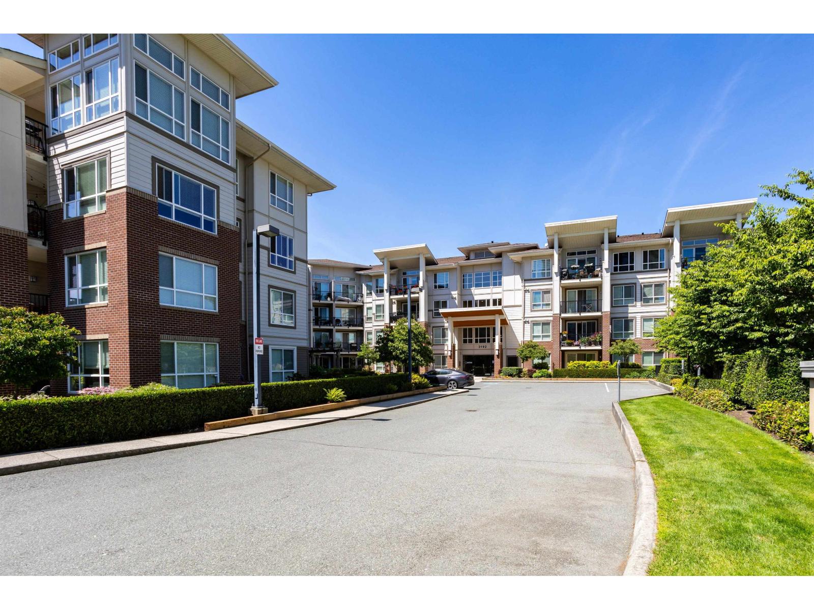 413 3192 Gladwin Road, Abbotsford, British Columbia  V2T 6M9 - Photo 4 - R3156940
