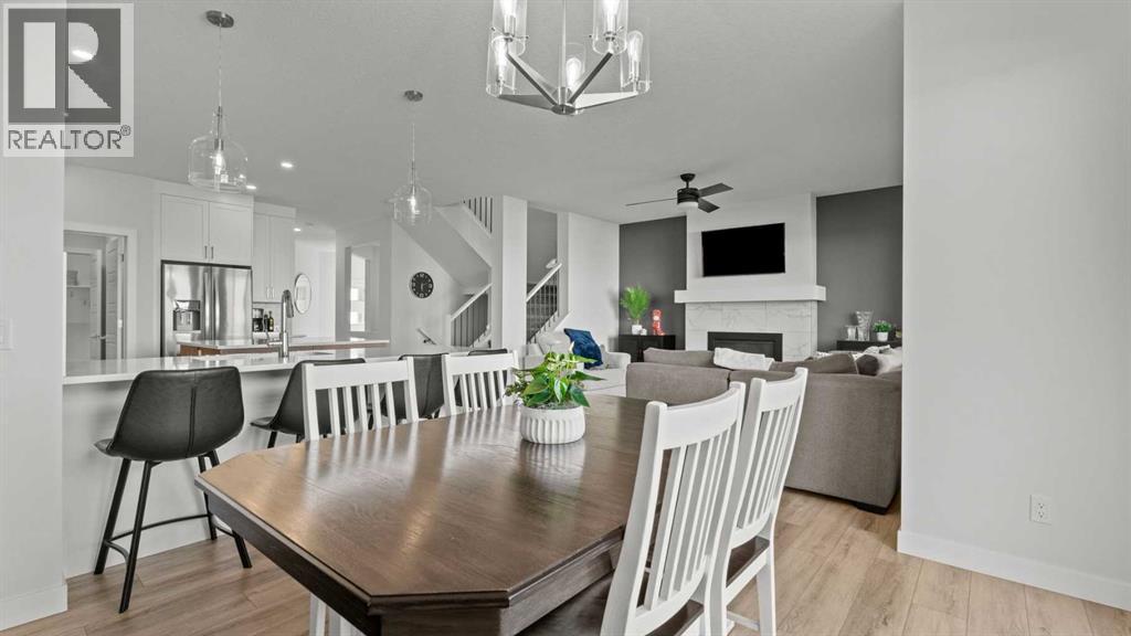 152 Threepoint Cove, Okotoks, Alberta  T1S 5S4 - Photo 14 - A2332464