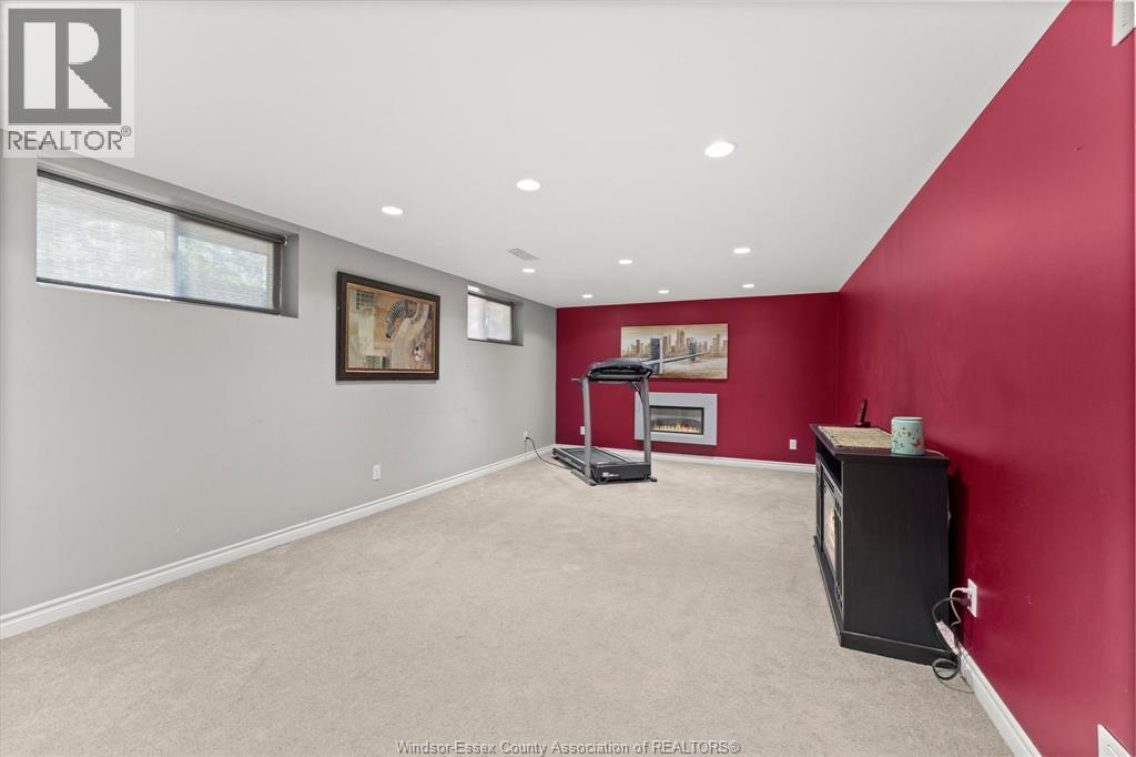 4235 Mitchell Crescent, Windsor, Ontario  N9G 2G1 - Photo 17 - 26020310