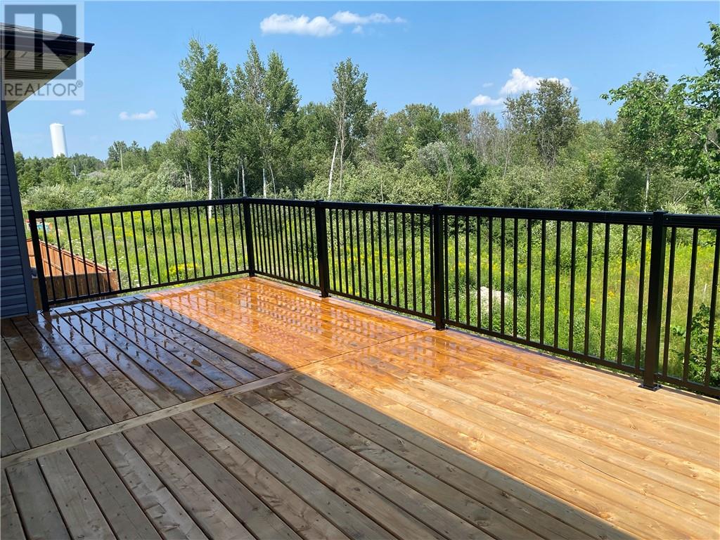 144 Meadowbrook Road Unit# Main Floor, Azilda, Ontario  P0M 1B0 - Photo 17 - 2129504