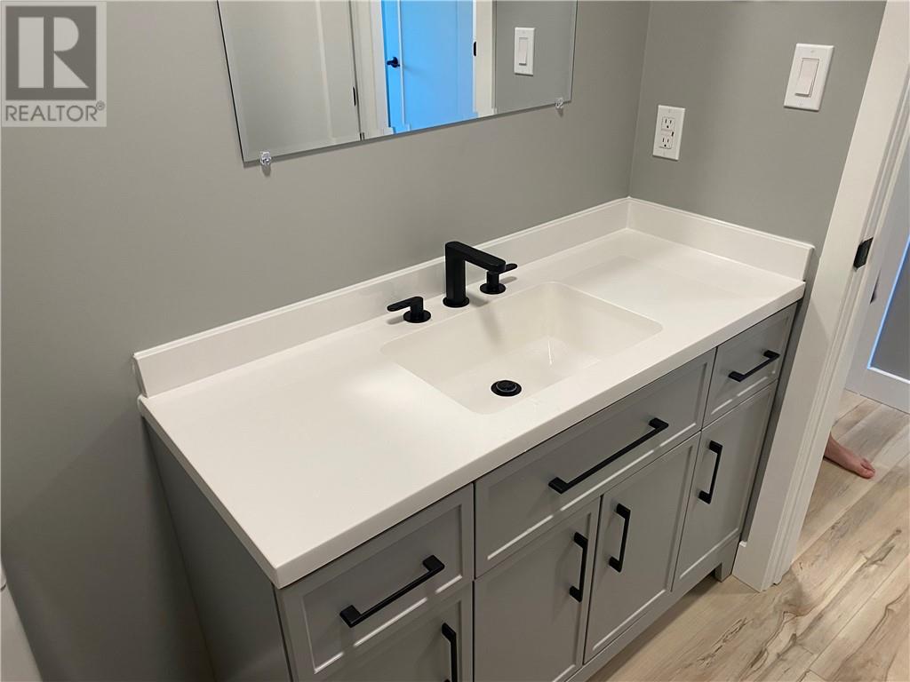 144 Meadowbrook Road Unit# Main Floor, Azilda, Ontario  P0M 1B0 - Photo 28 - 2129504