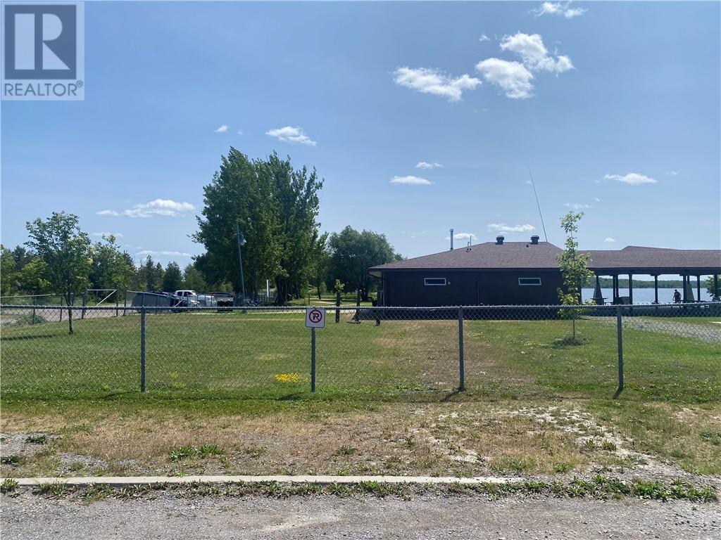 144 Meadowbrook Road Unit# Main Floor, Azilda, Ontario  P0M 1B0 - Photo 46 - 2129504
