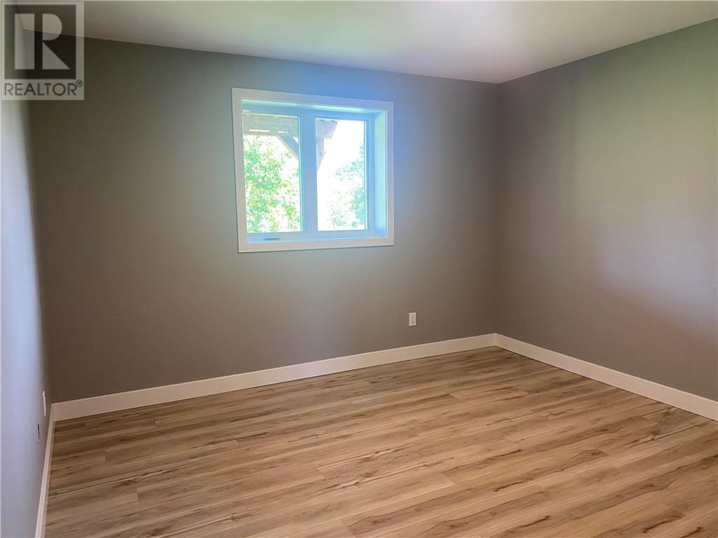 144 Meadowbrook Road Unit# Lower Unit, Azilda, Ontario  P0M 1B0 - Photo 17 - 2129508