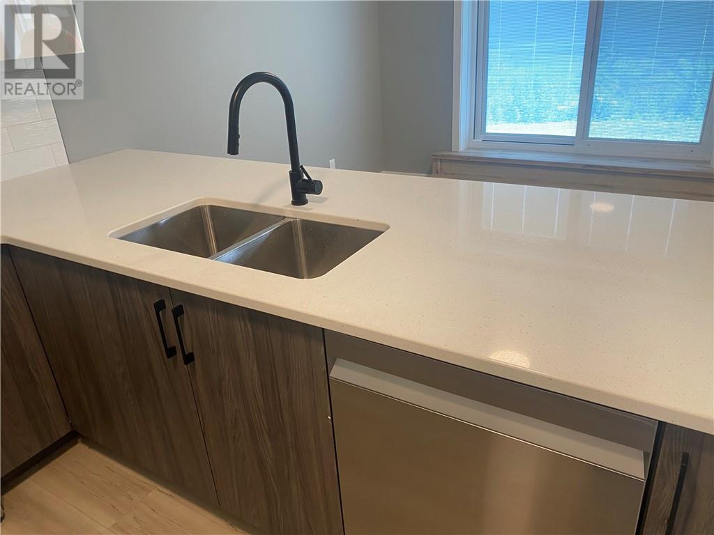 144 Meadowbrook Road Unit# Lower Unit, Azilda, Ontario  P0M 1B0 - Photo 8 - 2129508