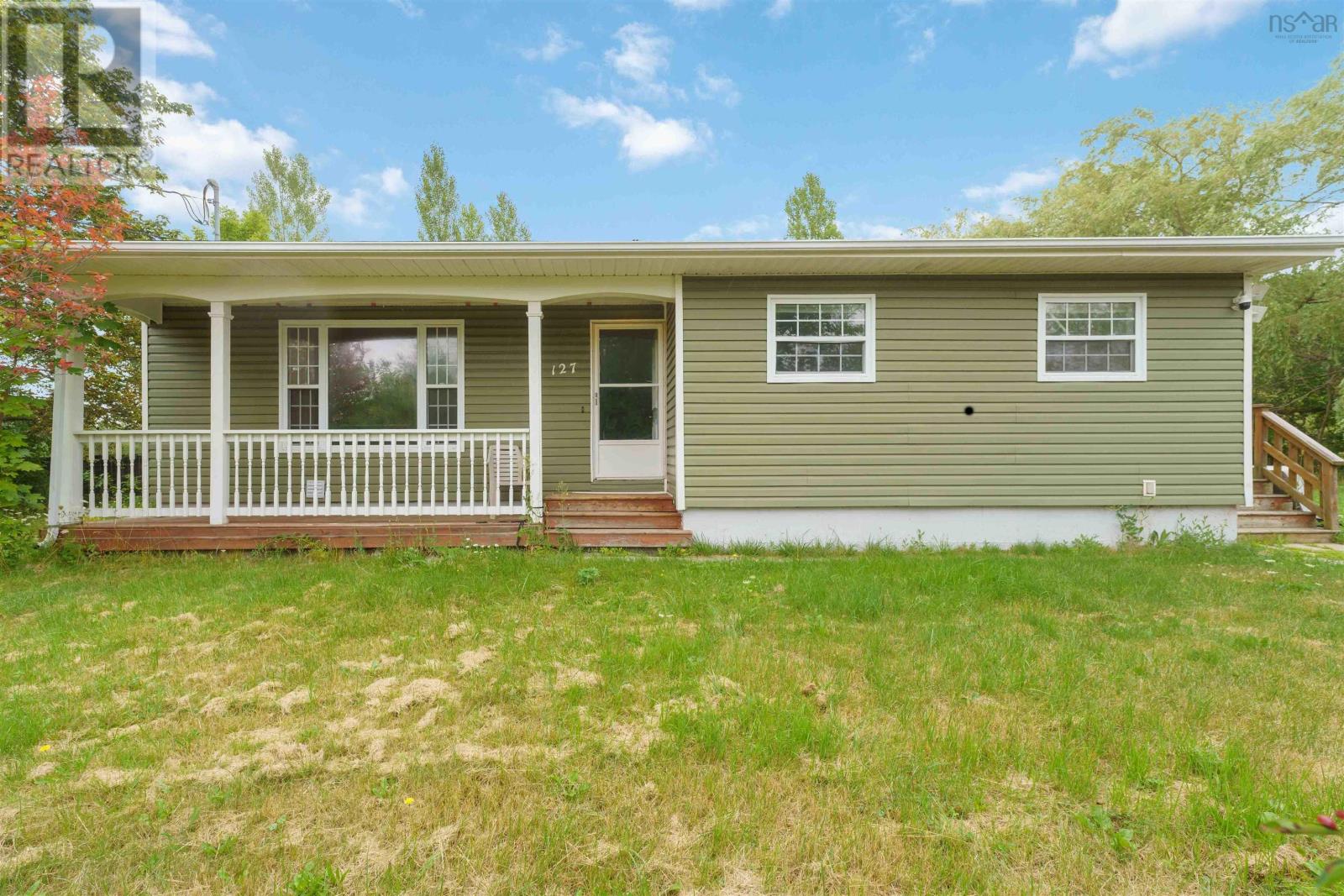 127 Highland Avenue, Wolfville, Nova Scotia  B4P 1Z8 - Photo 1 - 202621045