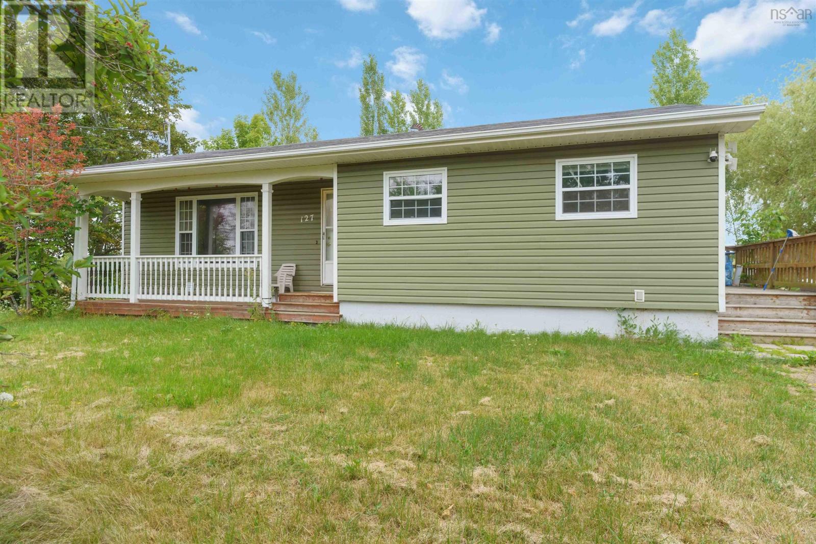 127 Highland Avenue, Wolfville, Nova Scotia  B4P 1Z8 - Photo 3 - 202621045