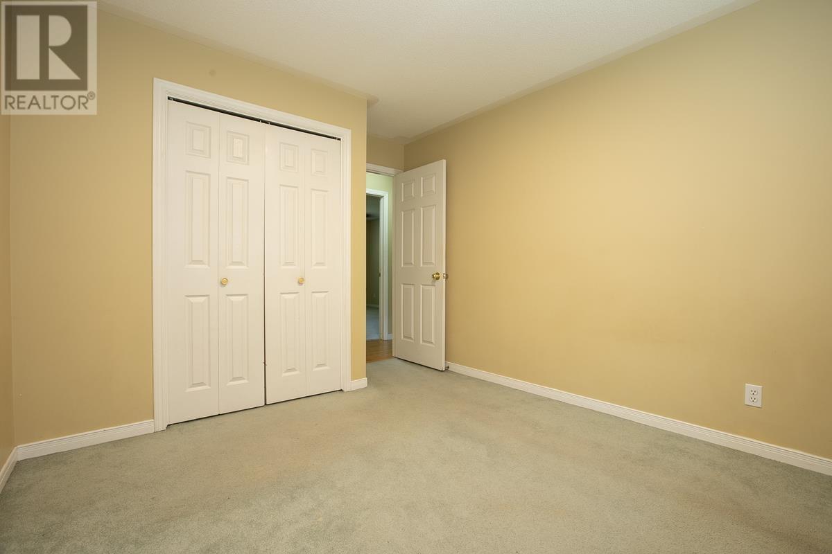 987 Lake St, Sault Ste. Marie, Ontario  P6B 6C9 - Photo 31 - SM262232