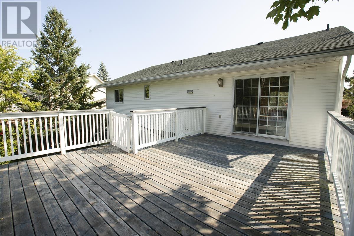 987 Lake St, Sault Ste. Marie, Ontario  P6B 6C9 - Photo 8 - SM262232