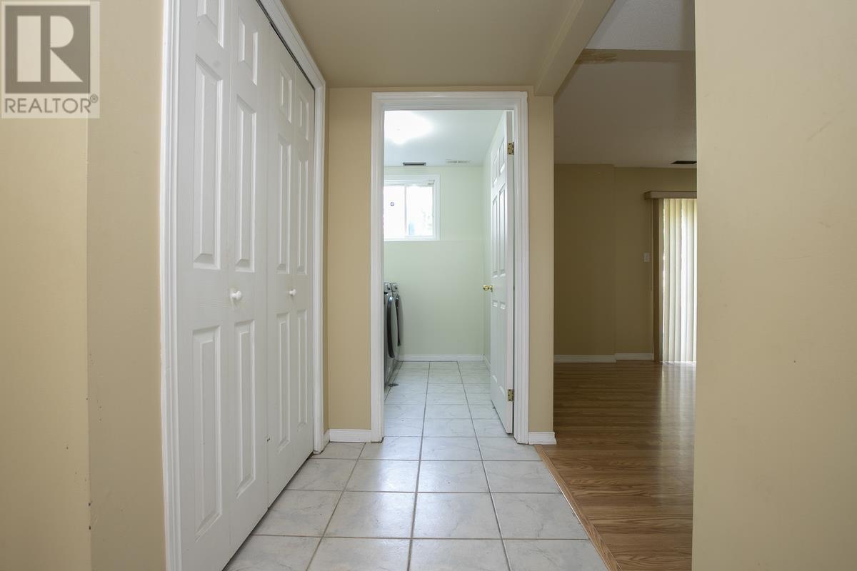 987 Lake St, Sault Ste. Marie, Ontario  P6B 6C9 - Photo 39 - SM262232