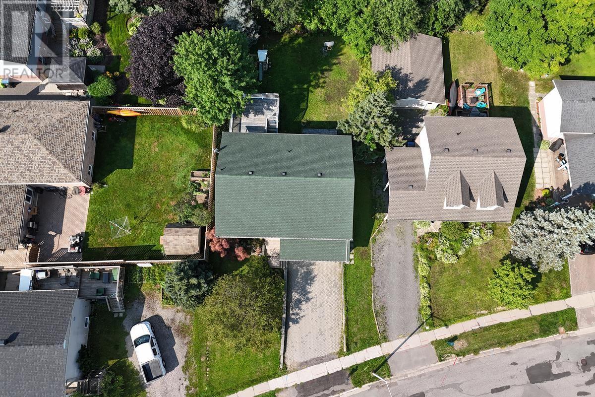 987 Lake St, Sault Ste. Marie, Ontario  P6B 6C9 - Photo 9 - SM262232