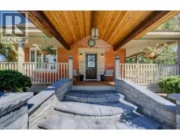 875 SAFARI Road, Hamilton, Ontario