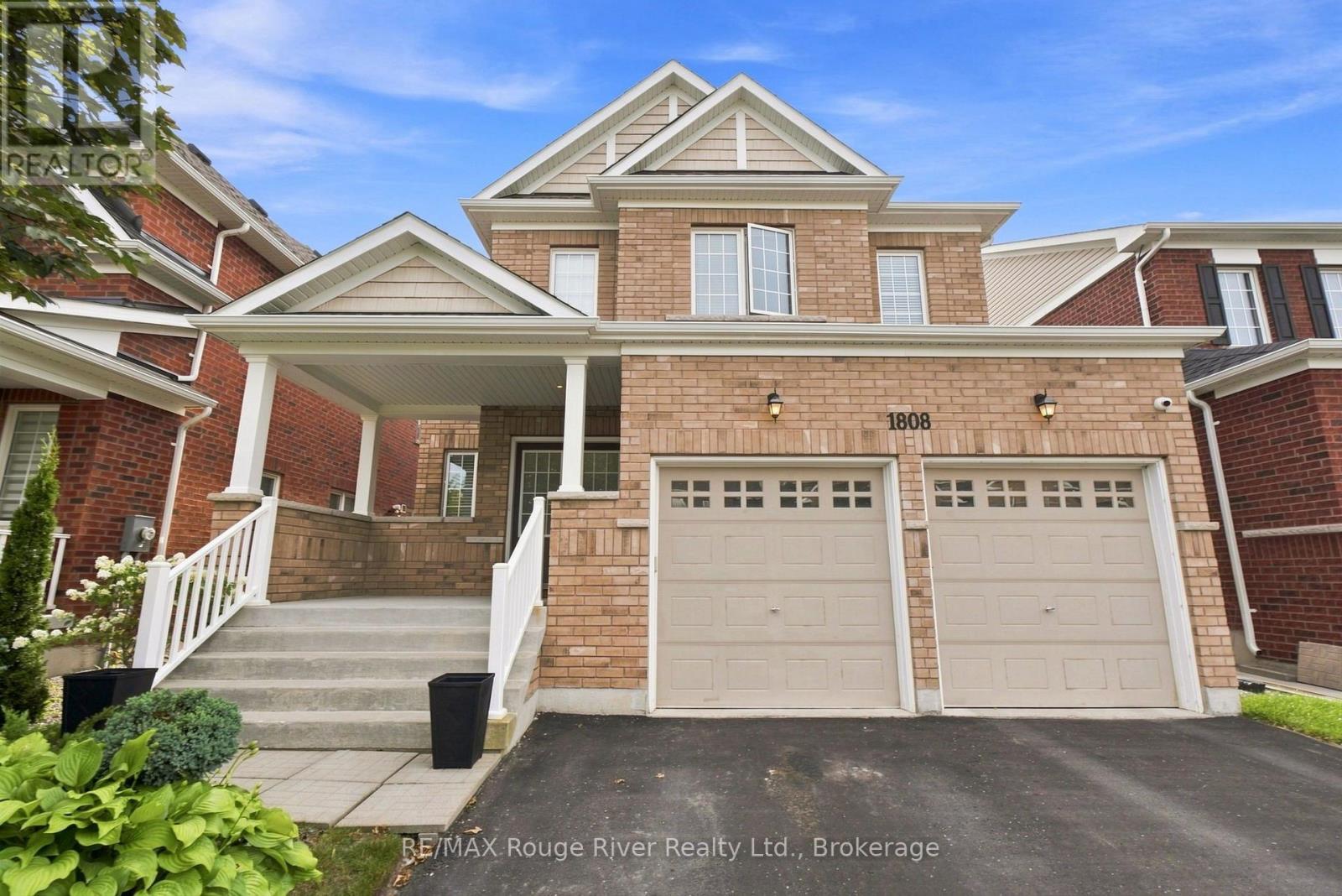 1808 DOUGLAS LANGTREE DRIVE, Oshawa, Ontario