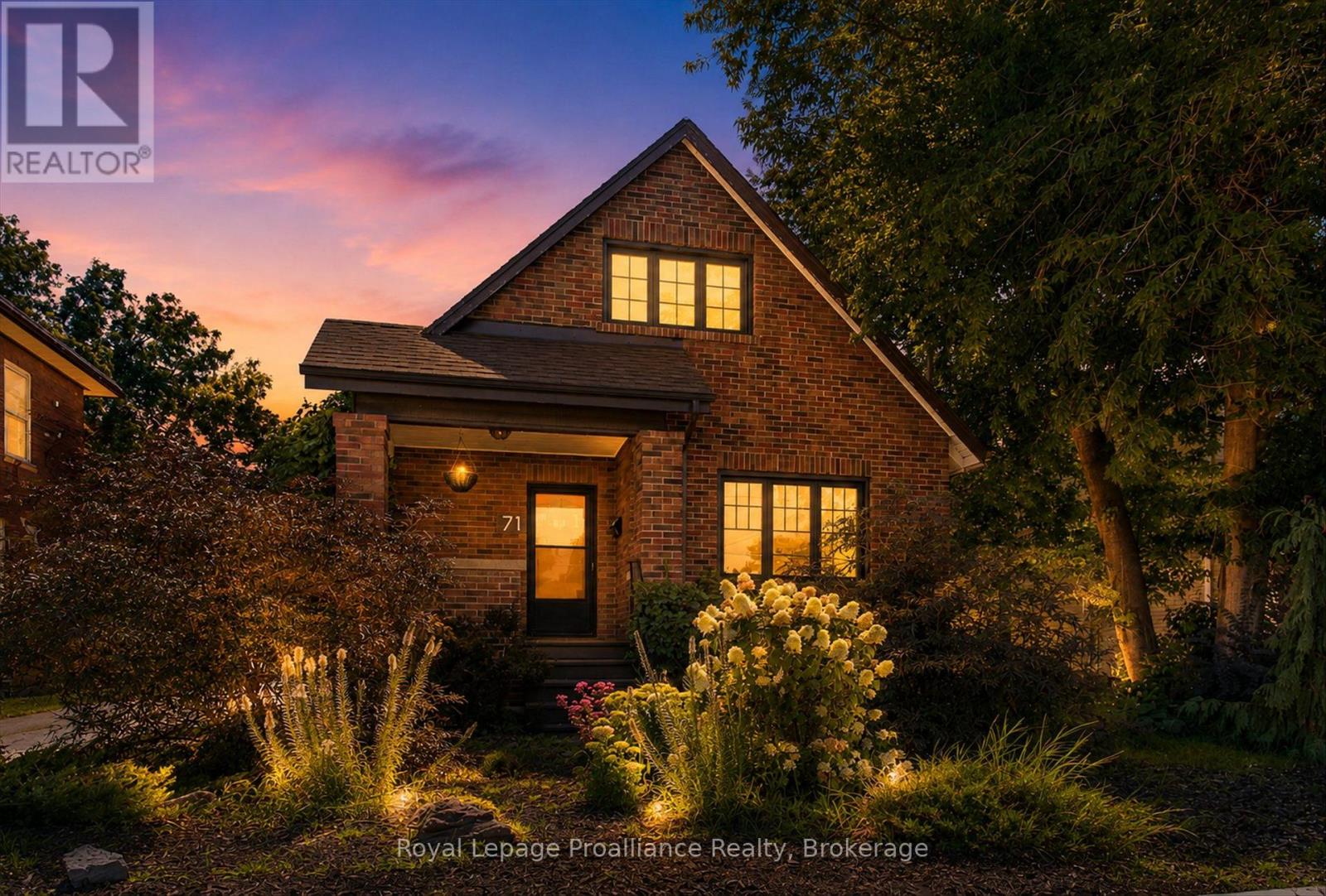 71 LANSDOWNE STREET W, Peterborough, Ontario