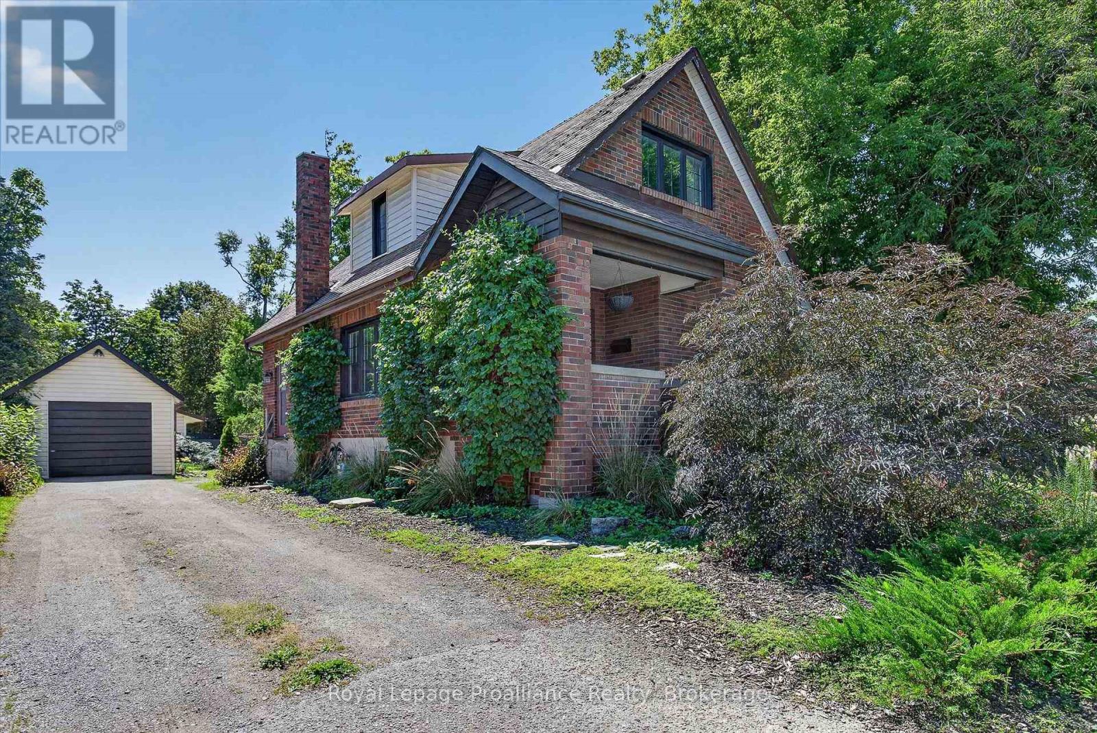 71 Lansdowne Street W, Peterborough, Ontario  K9J 1Y2 - Photo 3 - X13693328