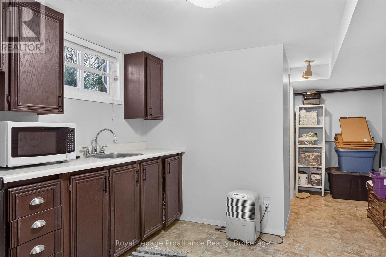 71 Lansdowne Street W, Peterborough, Ontario  K9J 1Y2 - Photo 39 - X13693328