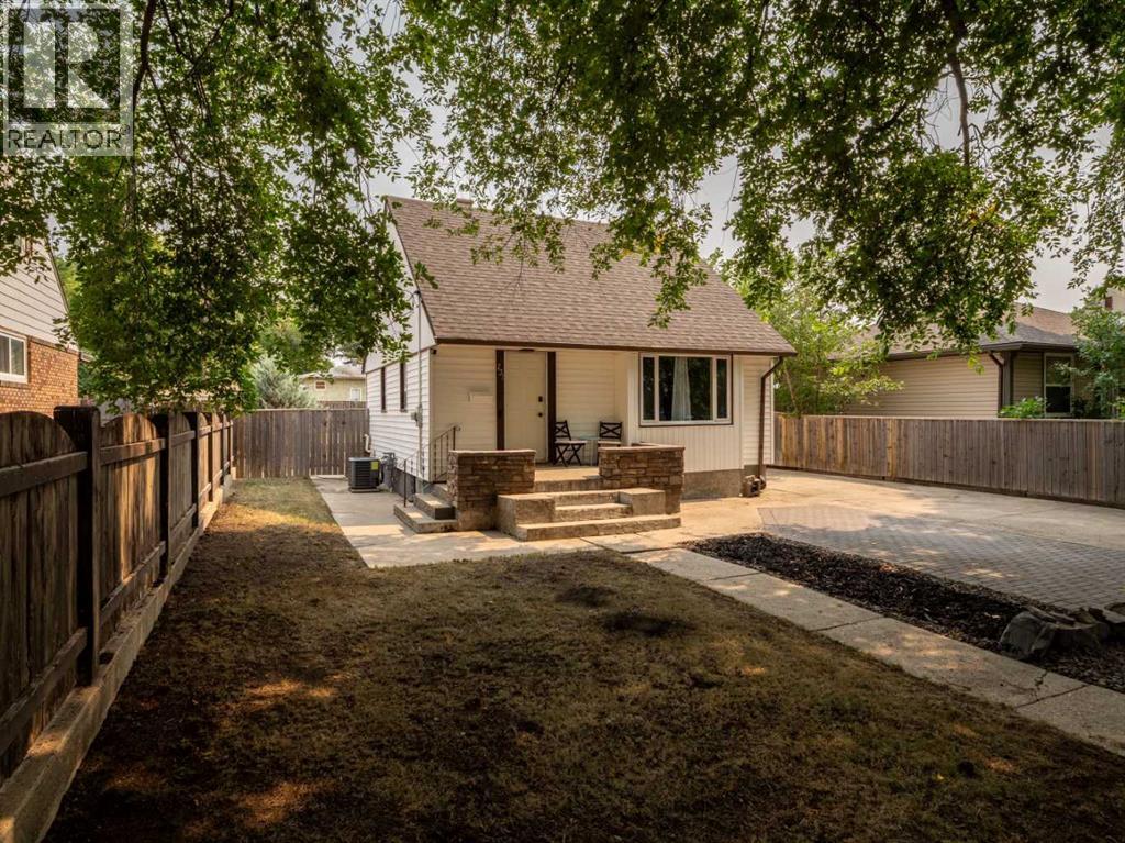 731 17 Street N, Lethbridge, Alberta  T1H 3E2 - Photo 4 - A2336087