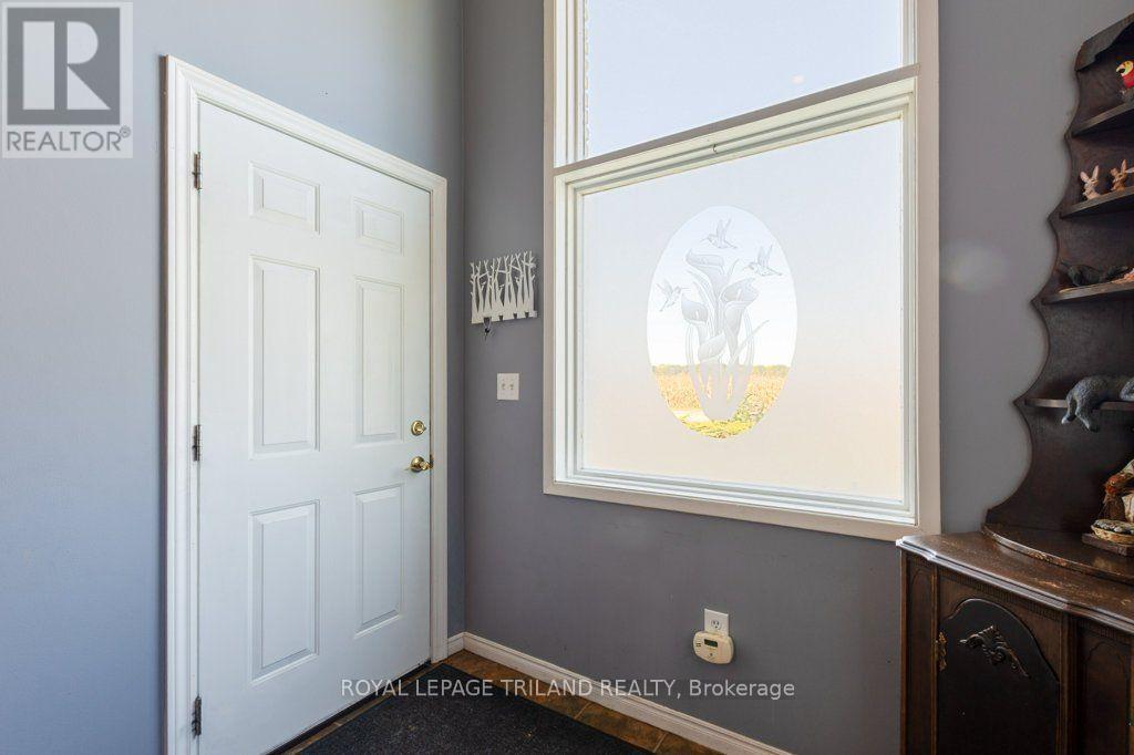 6545 Jubilee Drive, Southwest Middlesex, Ontario  N0L 1T0 - Photo 4 - X13693246