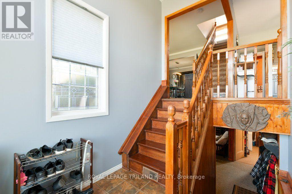 6545 Jubilee Drive, Southwest Middlesex, Ontario  N0L 1T0 - Photo 5 - X13693246