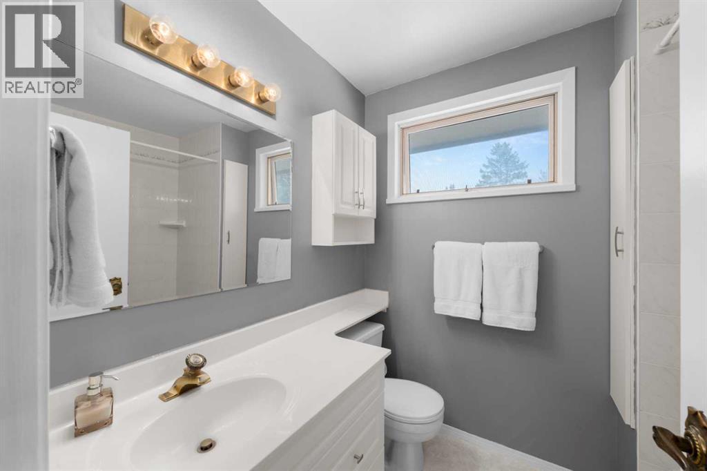 38 Suntree Lane, Okotoks, Alberta  T0L 1T1 - Photo 20 - A2312302