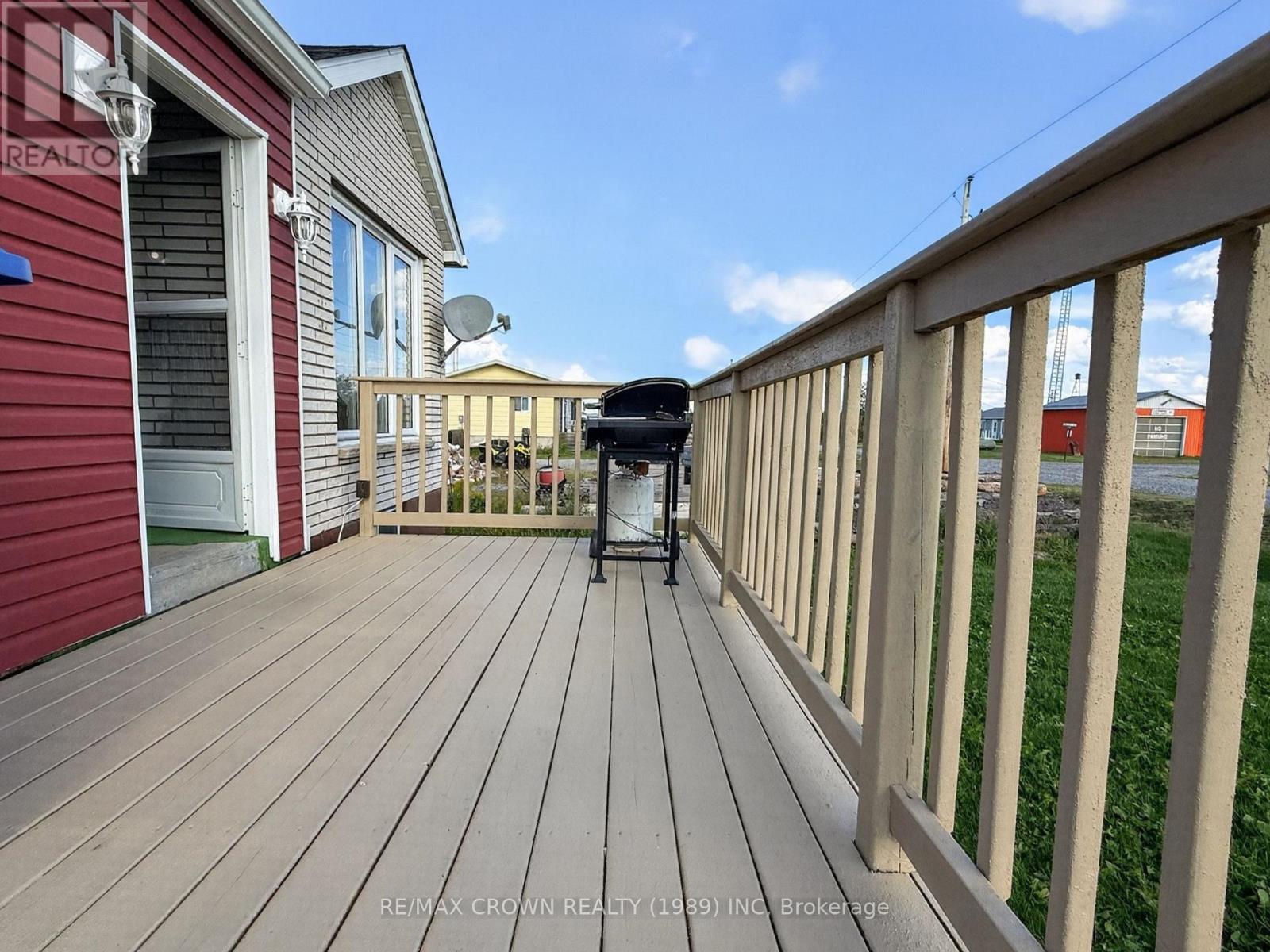 104 Maxime Brisson Road, Mattice-Val Cote, Ontario  P0L 2E0 - Photo 11 - T13693330