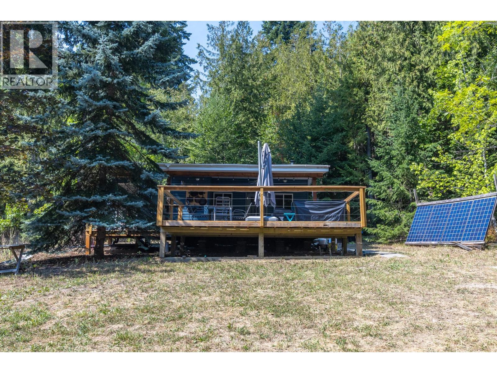 6061 40 Street NW, Salmon Arm, British Columbia  V1E 4M2 - Photo 17 - 10396891
