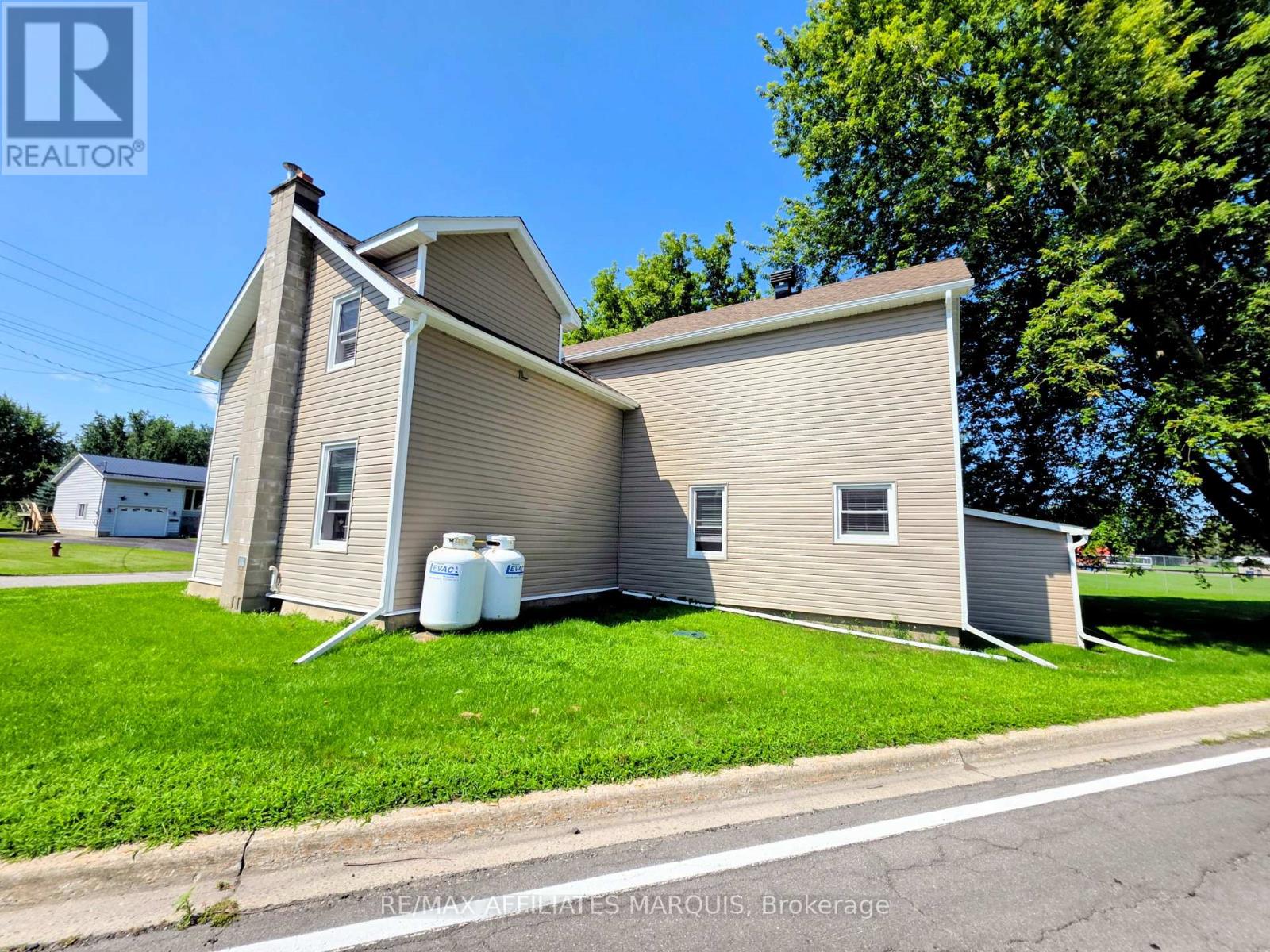 8102 Mill Street, Augusta, Ontario K0G 1R0 - Photo 2 - X13693292